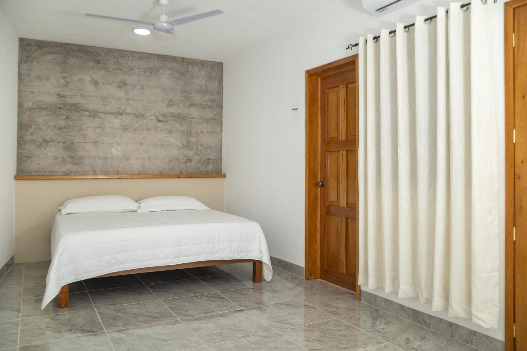 Casa Marco'S Otel Valladolid  Dış mekan fotoğraf